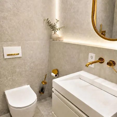 Lovely - Pool Gym Sauna Extra Buchbar *