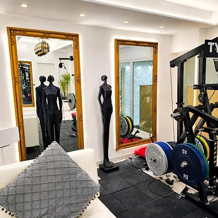 Lovely - Pool Gym Sauna Extra Buchbar Apartment *